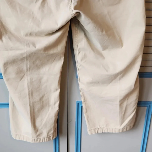 Levi's Khaki Cropped Wide Leg Pants - Picture 8 of 11